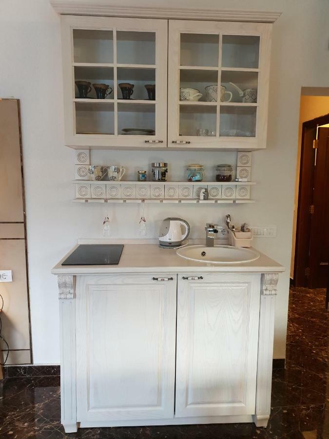 Apartmani Armonia เปราสต์ ภายนอก รูปภาพ